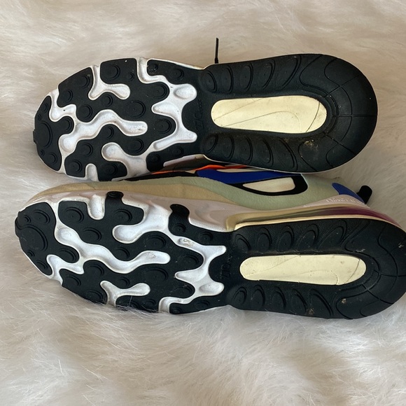 Nike Air Max 270 React, Women’s Size 11 - Picture 7 of 13